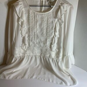 Neiman Marcus Cream Ruffled Blouse